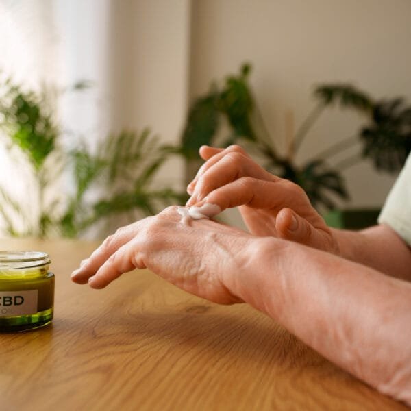 CBD Gel for Hydrating Hands